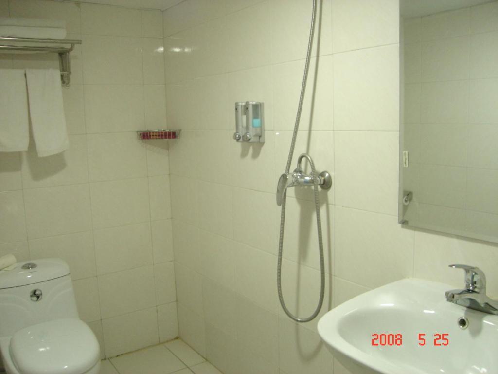 Ai Hua Hotel